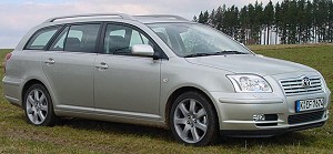 TOYOTA Avensis II