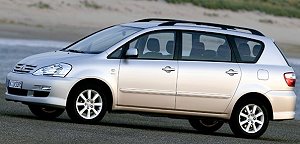 TOYOTA Avensis Verso II